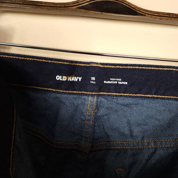 Old Navy Mid-Rise Button-Fly Slouchy Taper Black Cropped Jeans Size 18T - Picture 9 of 11